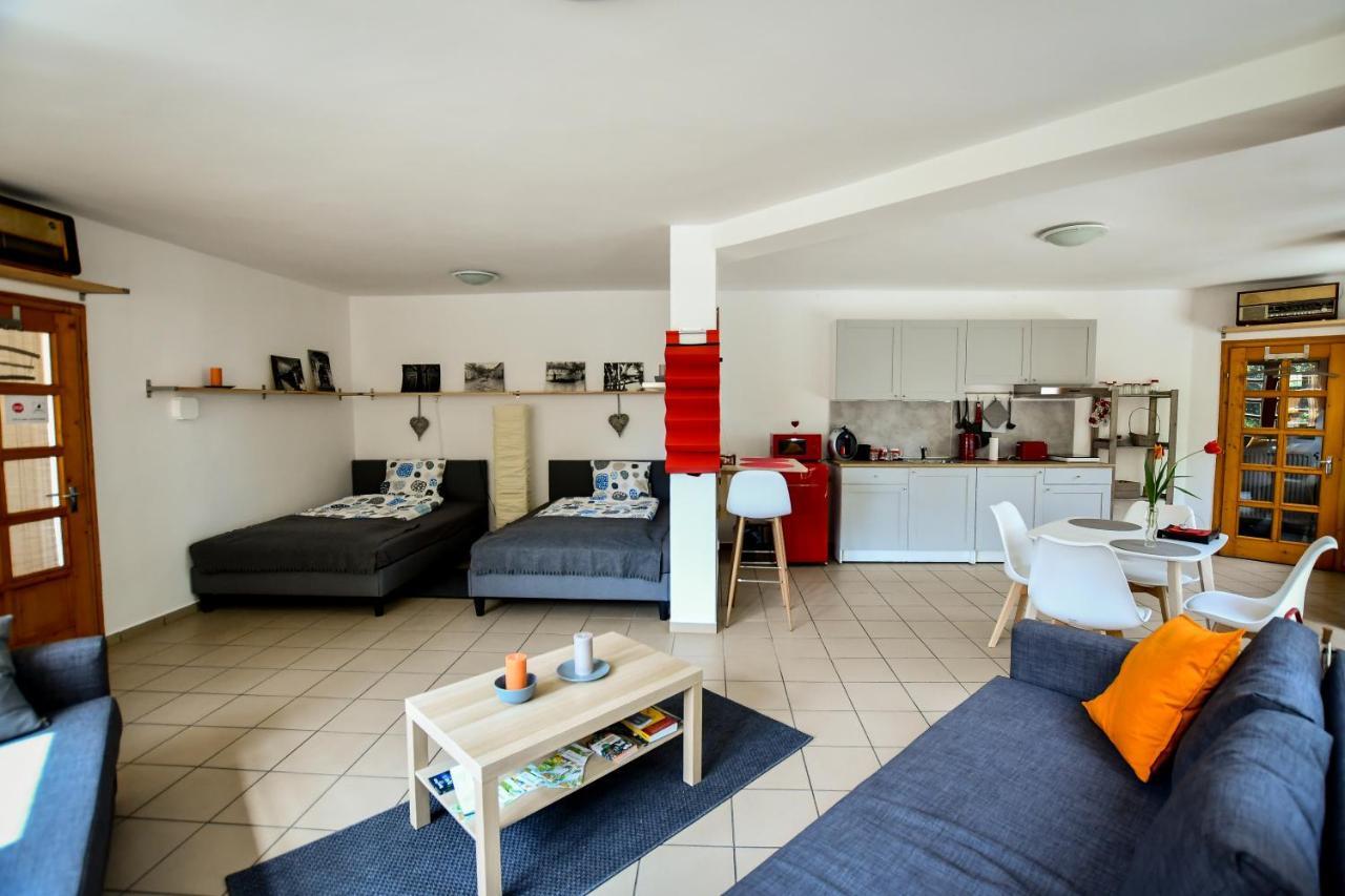 Boralom Studio Apartman トカイ エクステリア 写真